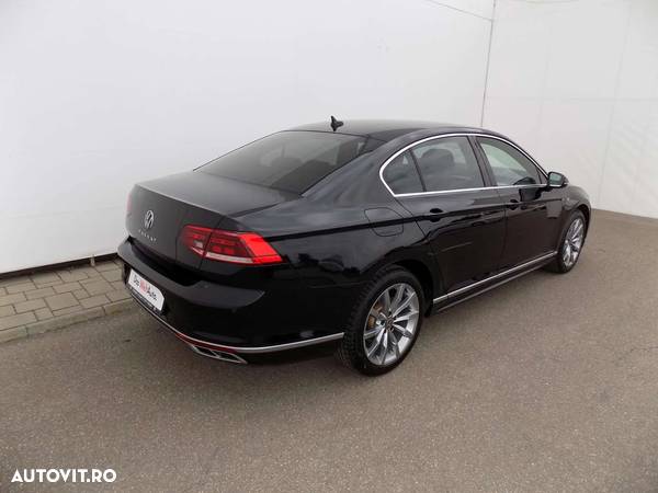 Volkswagen Passat 1.5 TSI ACT DSG Highline - 6