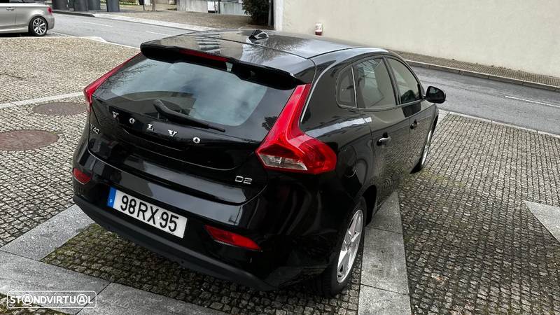 Volvo V40 2.0 D3 Momentum - 6