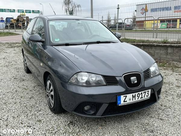 Seat Ibiza 1.4 16V Signo - 1