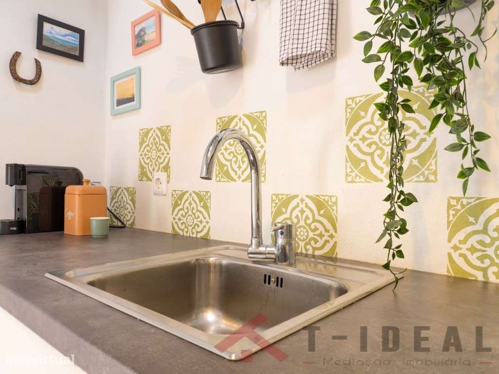 Moradia Renovada Perto Praias-17