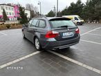 BMW Seria 3 320d DPF Touring - 20