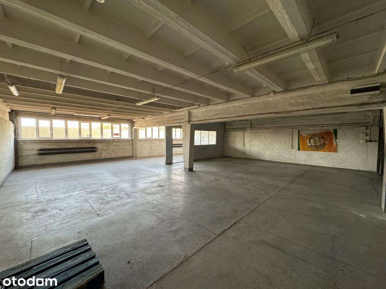 Na Sprzedaż Biura i Magazyn – Szajnochy-4