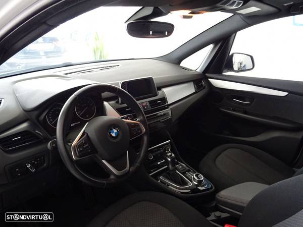 BMW 225xe Active Tourer Advantage - 13