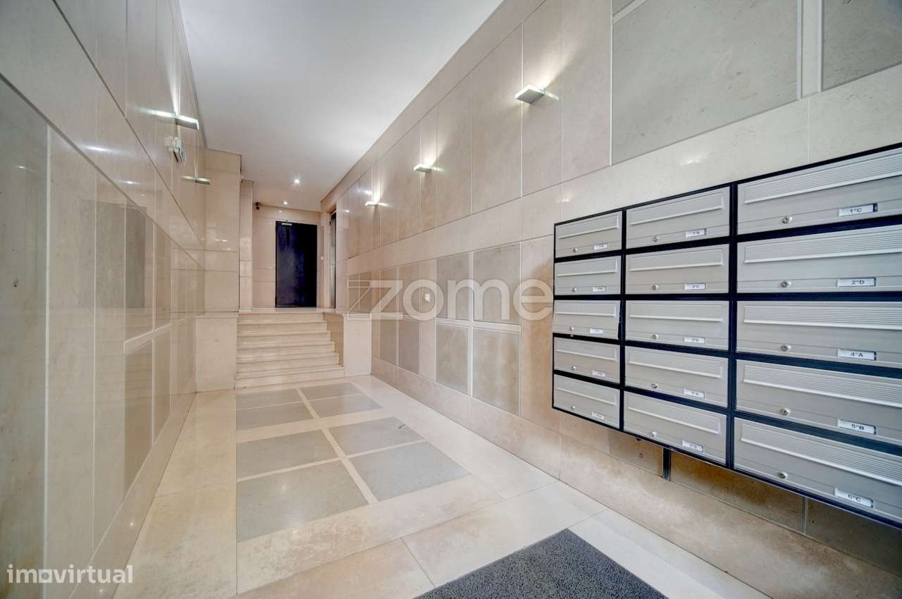 T2 com garagem em um dos prédios mais bonitos da cidade, em Picoas - Grande imagem: 4/25