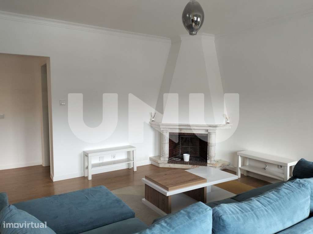 Apartamento T3 com boas áreas, em São Marcos, com suite e lareira-7