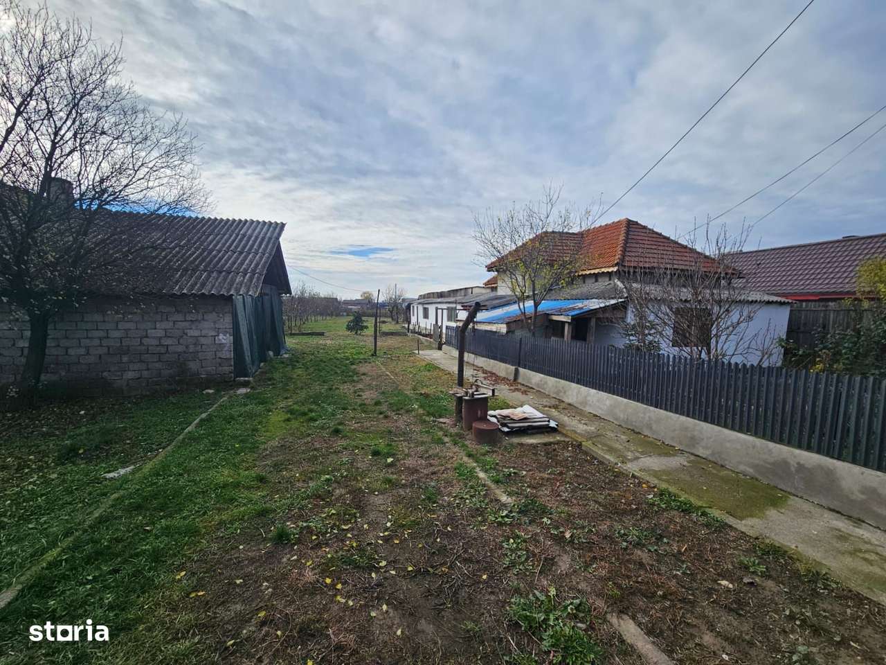 Casa si teren 3500 mp, Stefanesti - Golesti - Imagine principală: 1/15