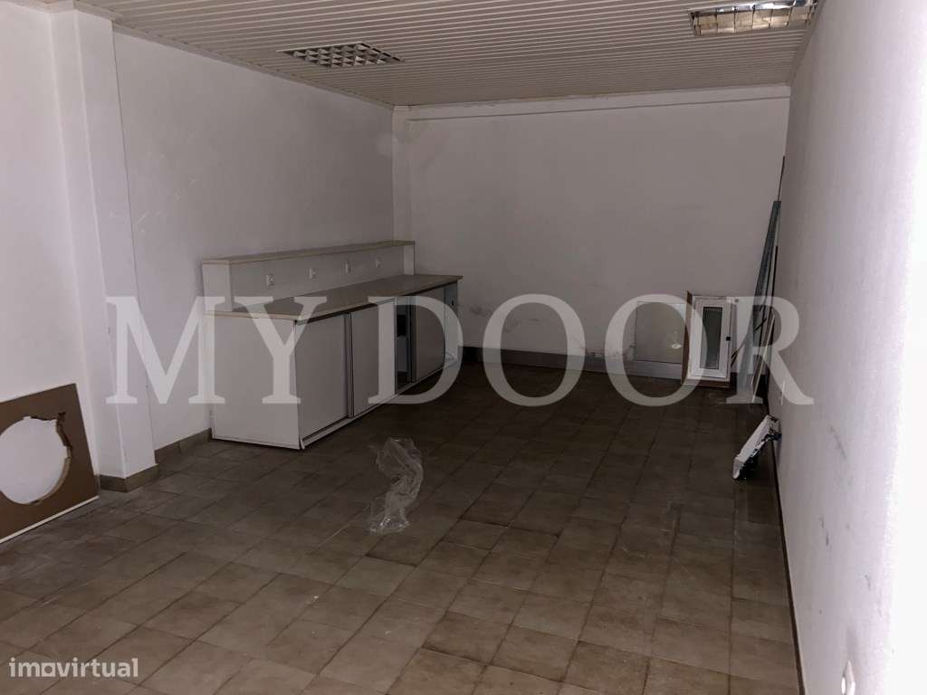 Arrendamento de LOJA / ARMAZÉM em Moscavide - Grande imagem: 5/7