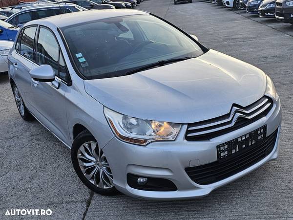 Citroën C4 e-HDi 115 ETG6 Exclusive - 2