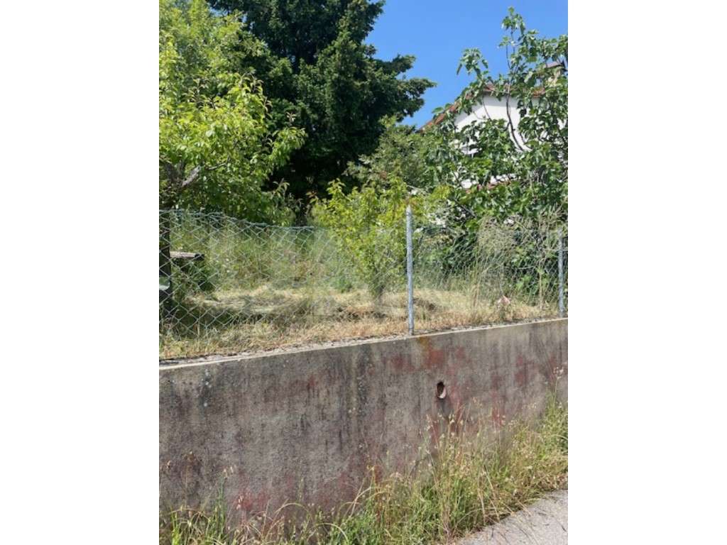 Moradia Espaçosa com Terreno e Potencial de Investimento - Atalaia,...-37