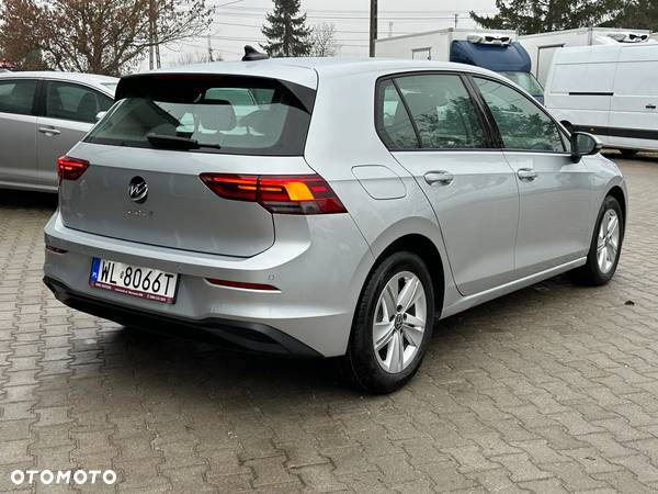 Volkswagen Golf VIII 1.0 TSI Life - 2