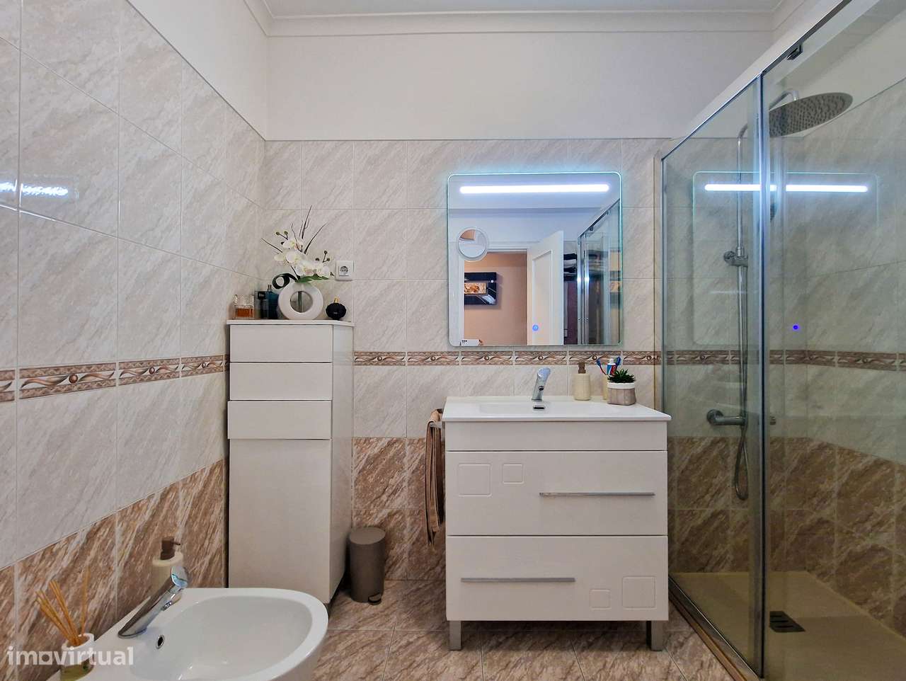 Apartamento de 4 assoalhadas em óptimo estado de conservação.-14