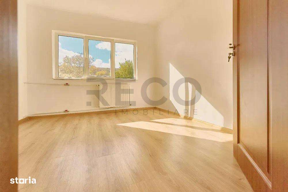 RECO . Apartament cu 2 camere Decomandat . Rogerius . - Imagine principală: 1/9