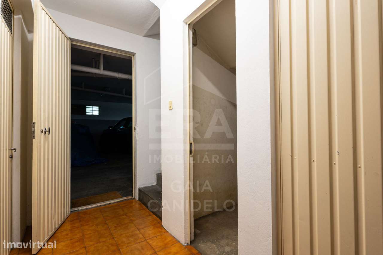 T3 Espaçoso no centro da cidade-23