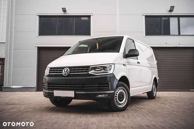 Volkswagen Transporter - 1