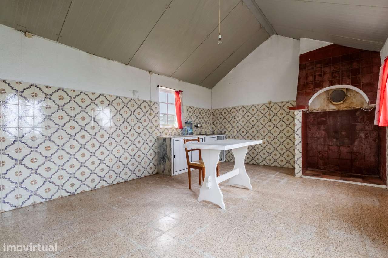 Moradia T2 para renovação | Lote 1.000 m² | São Francisco, Alcochete |-14