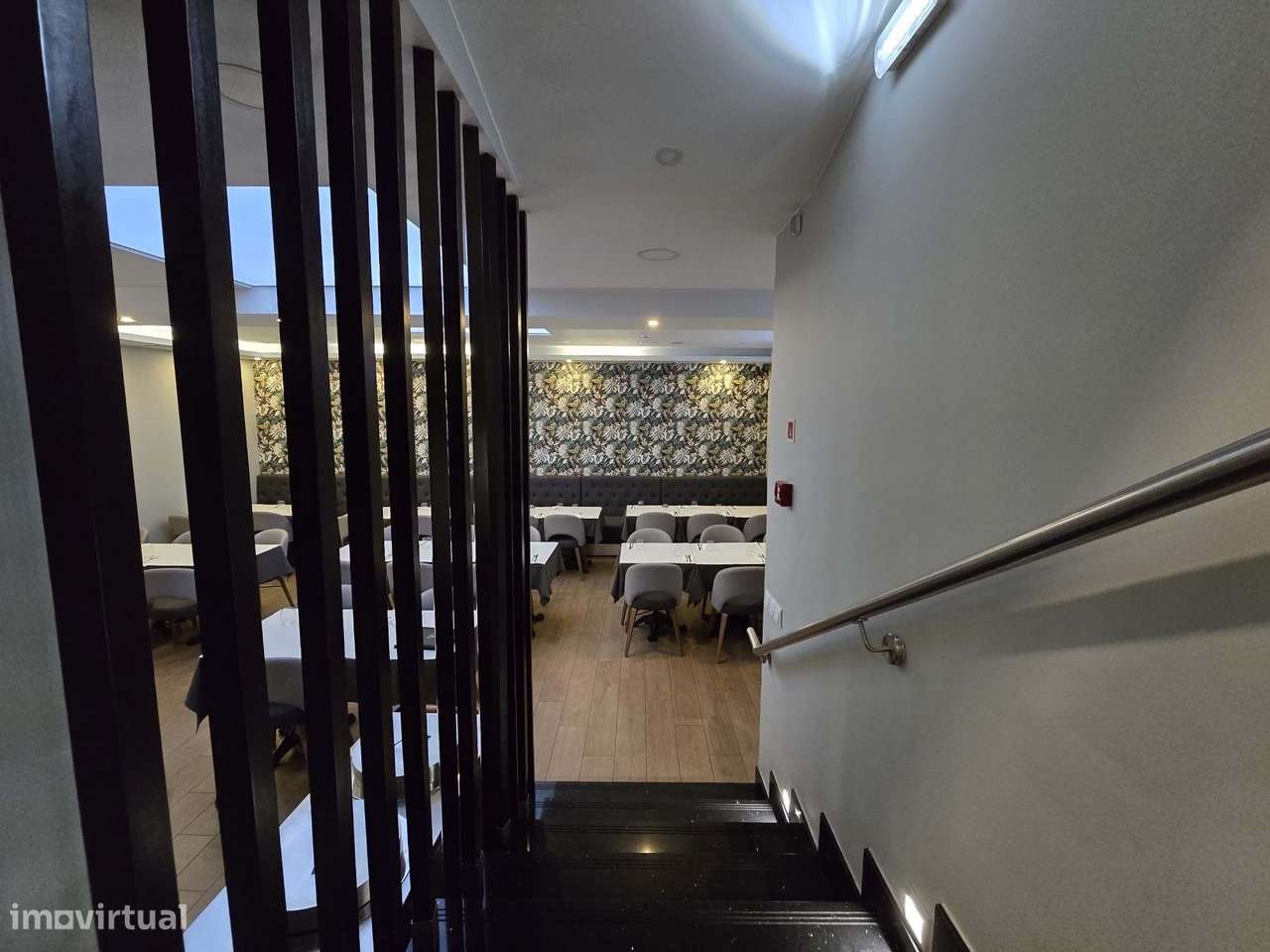 Trespasse – Restaurante com um magnifico faturamento, junto à Av. Colu-14