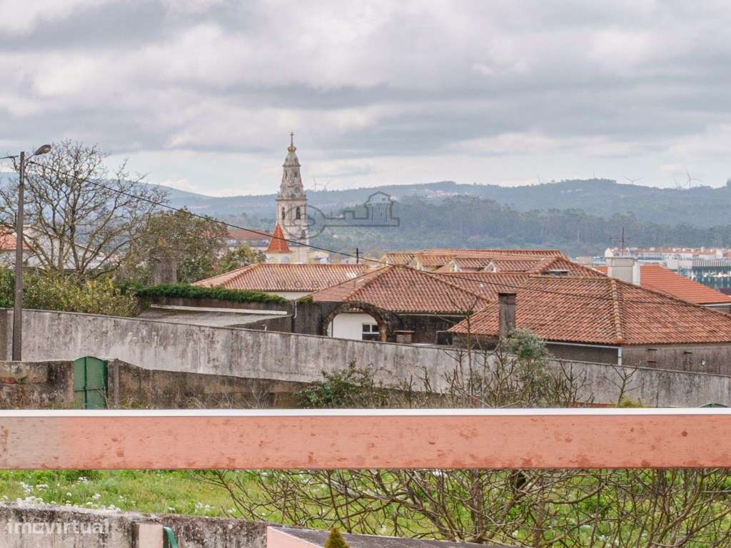 Moradia T3+1, na Moita Redonda, Fátima-46