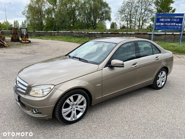 Mercedes-Benz Klasa C 180 BlueEFFICIENCY Avantgarde - 1