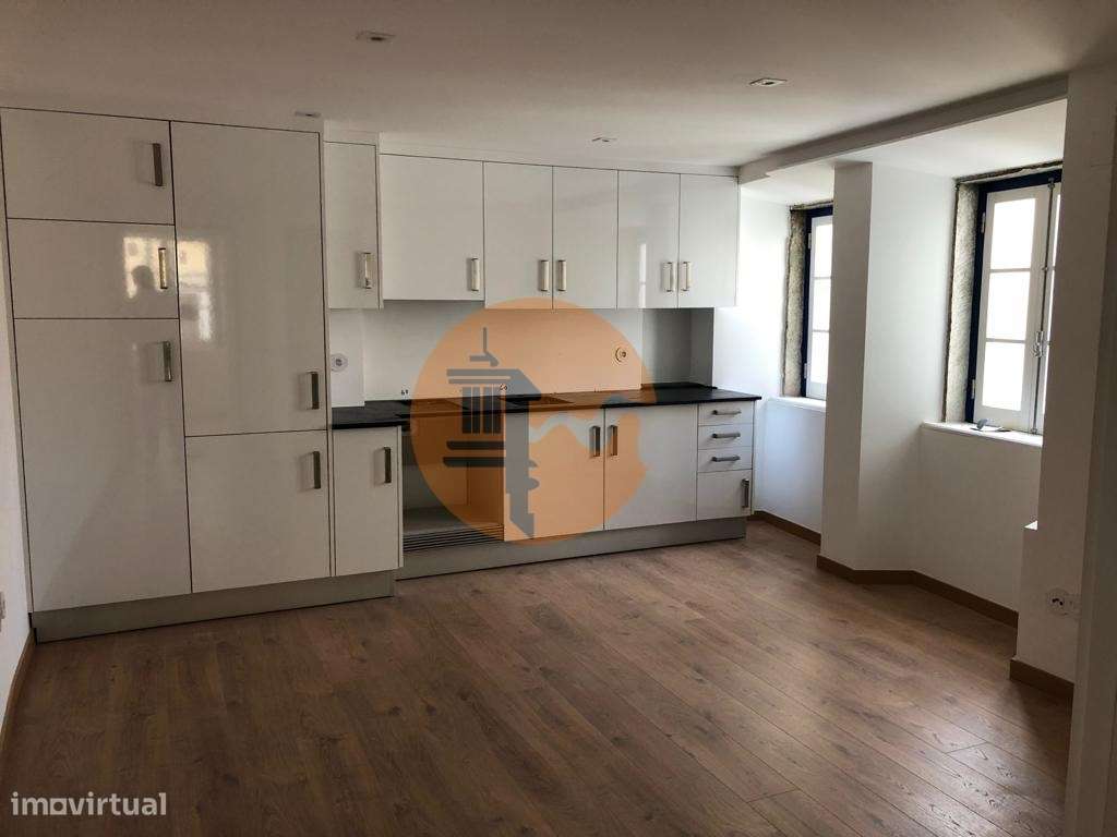 Prédio com 5 Apartamentos T0 - Grande imagem: 3/32