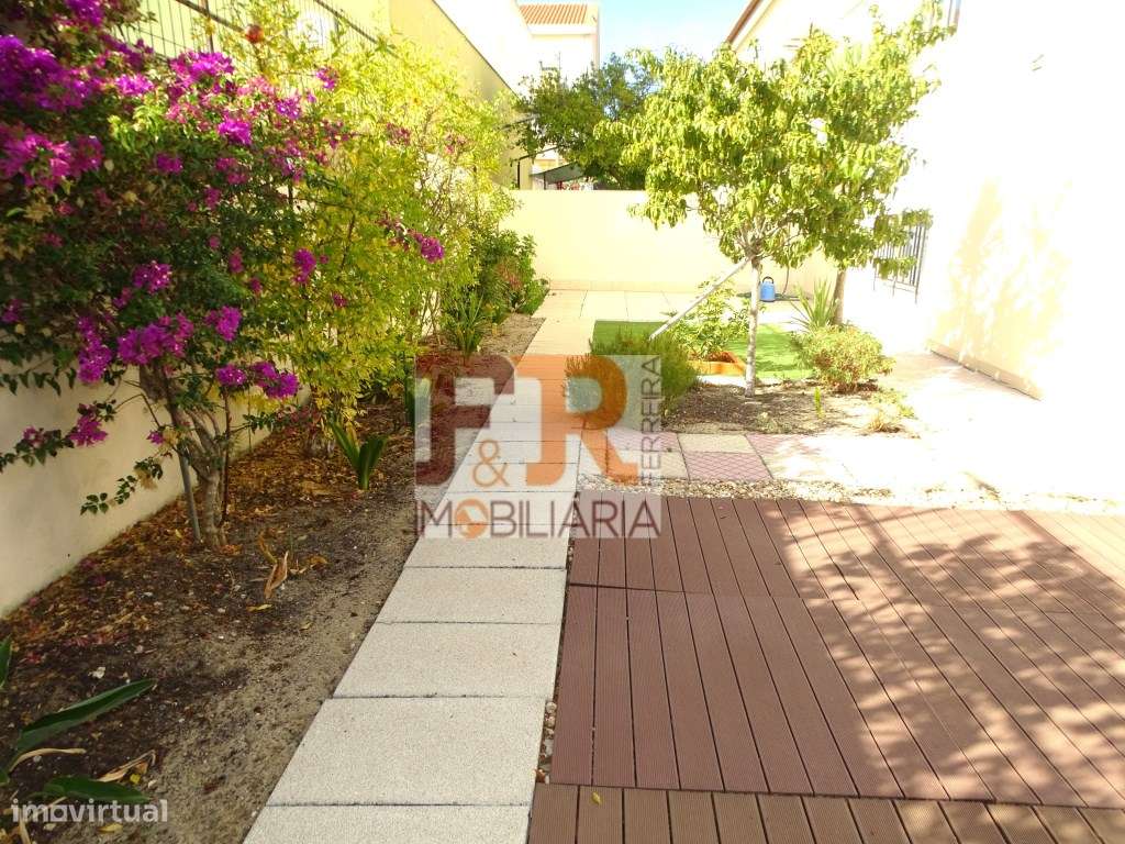 Moradia Duplex T2+1 com sótão aproveitável e Garagem Quinta do Cond...-4