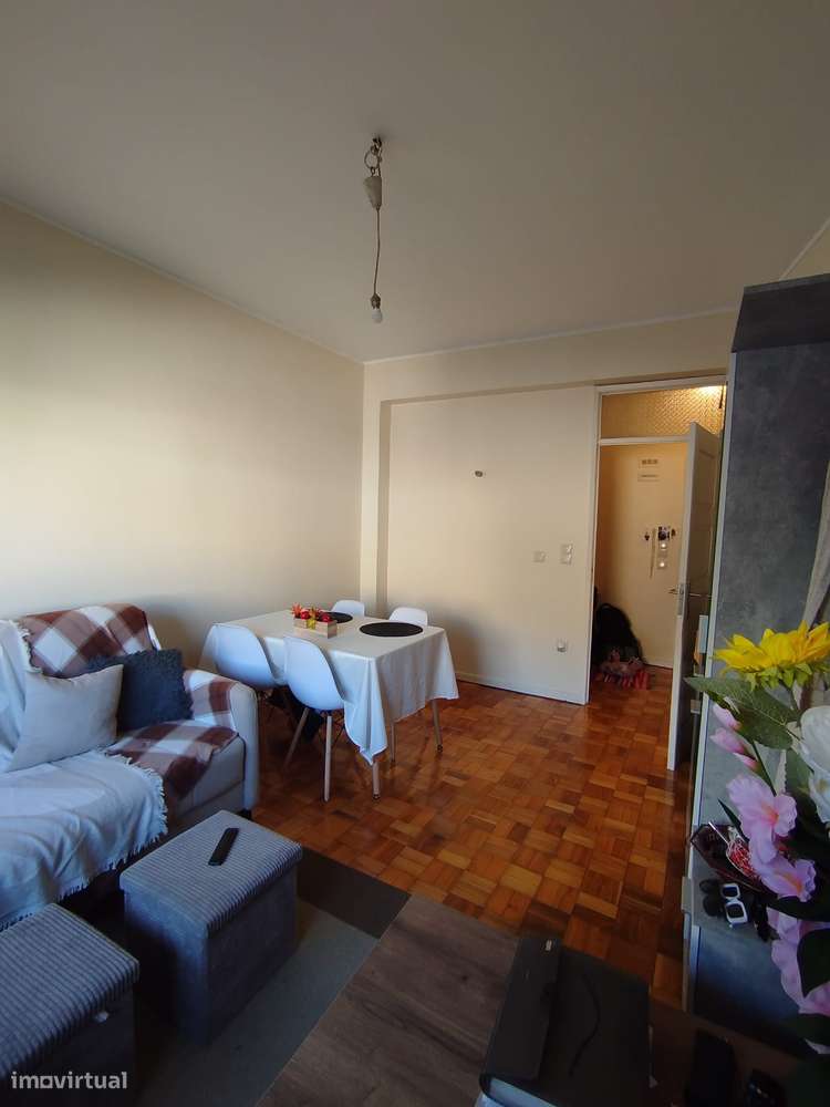 T1 Renovado - C Varanda- S-Mobilia - Boavista - Porto - Grande imagem: 5/11