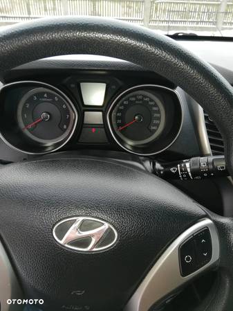 Hyundai I30 1.4 BlueDrive Classic + - 13