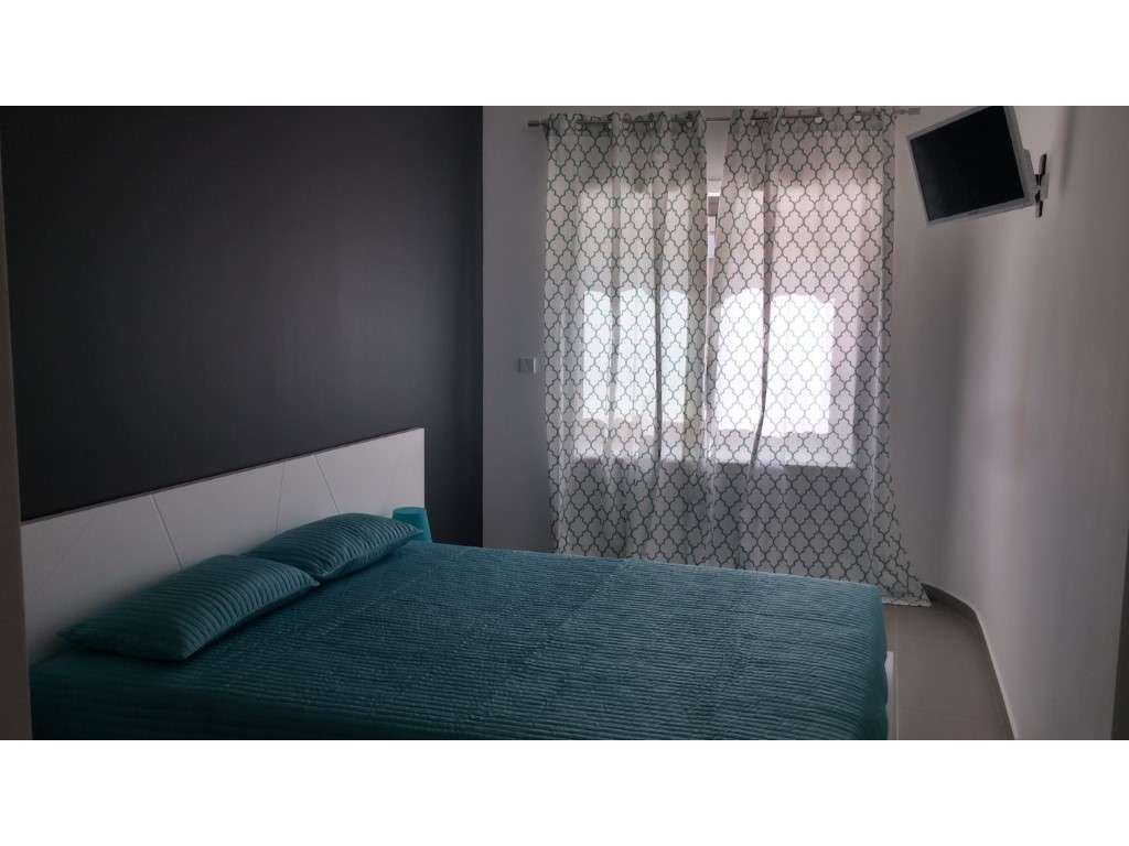 Apartamento T 2, 2 wcs, 6 Pessoas Condomínio fechado a 5 minutos a ...-15