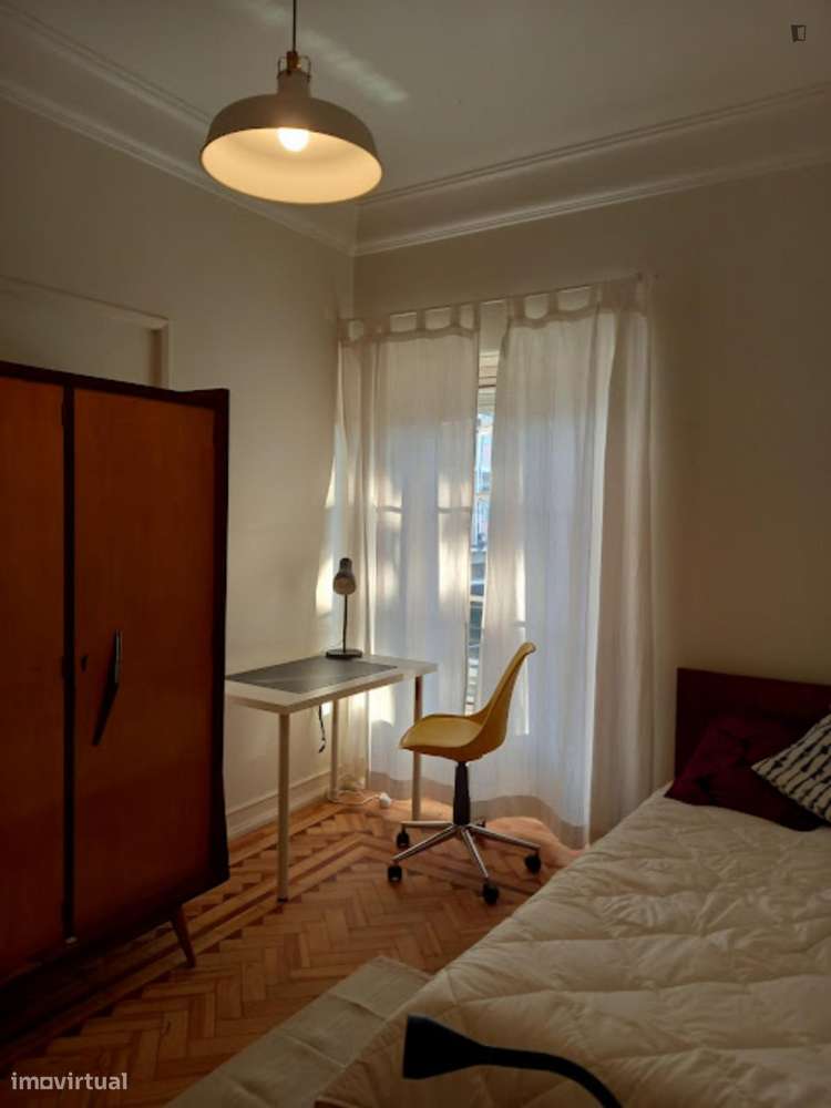 Quarto - localizado em Entrecampos Lisbon - Grande imagem: 4/10