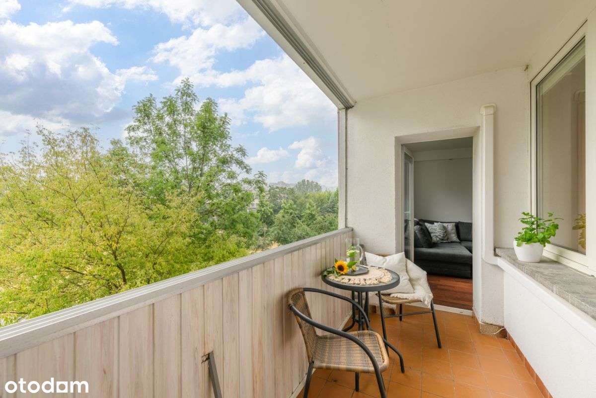 Jasne mieszkanie przy Metrze Trocka-5