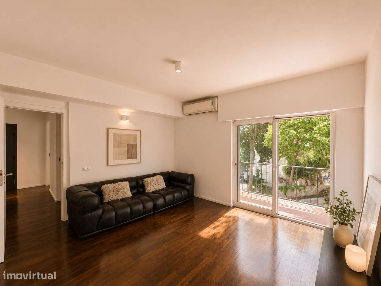 Apartamento T5 Duplex | A poucos passos da St. Julian’s School | Mais-4