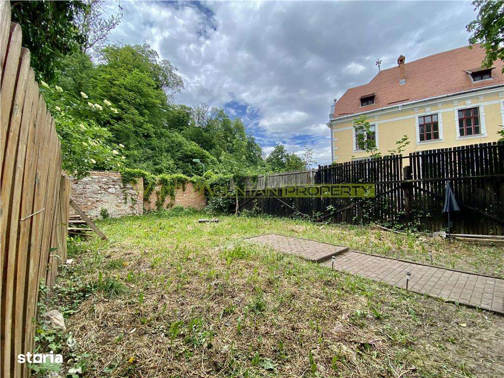 De vanzare Ultracentral str. Muresenilor cu acces la gradina-17