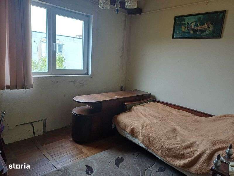 Calea Martirilor apartament ieftin cu 2 camere confort 1 - Imagine principală: 5/8