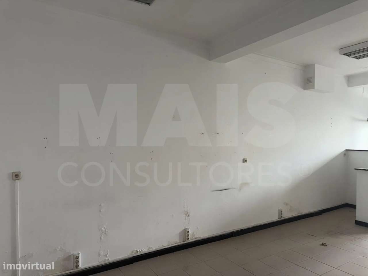 Já pensou em viver e trabalhar no sítio mais central de Arruda? - Grande imagem: 5/45