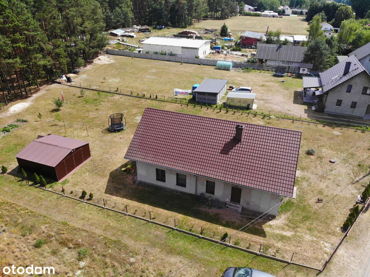 Dom parterowy w sąsiedztwie lasu, spokojna okolica-17