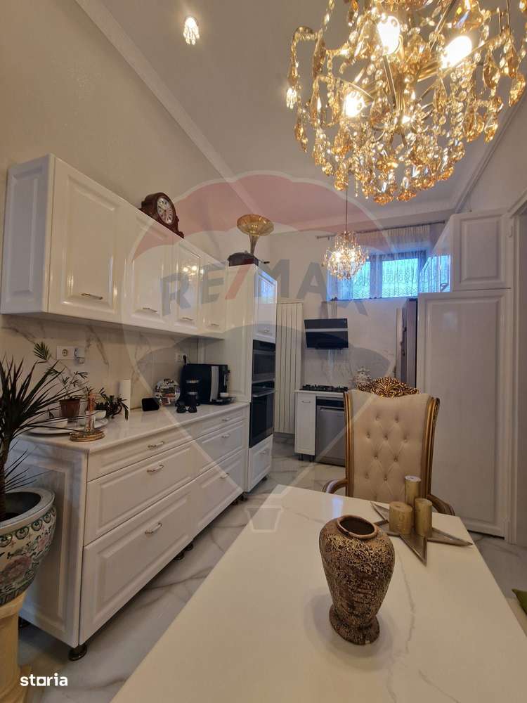 Apartament spatios la curte 2 dormitoare Salonta str. Republicii - Imagine principală: 1/20