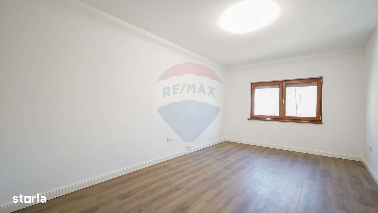 Apartament spațios de 3 camere de închiriat în Răcădău - Imagine principală: 3/15