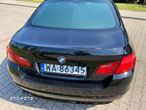 BMW Seria 5 525d xDrive - 9