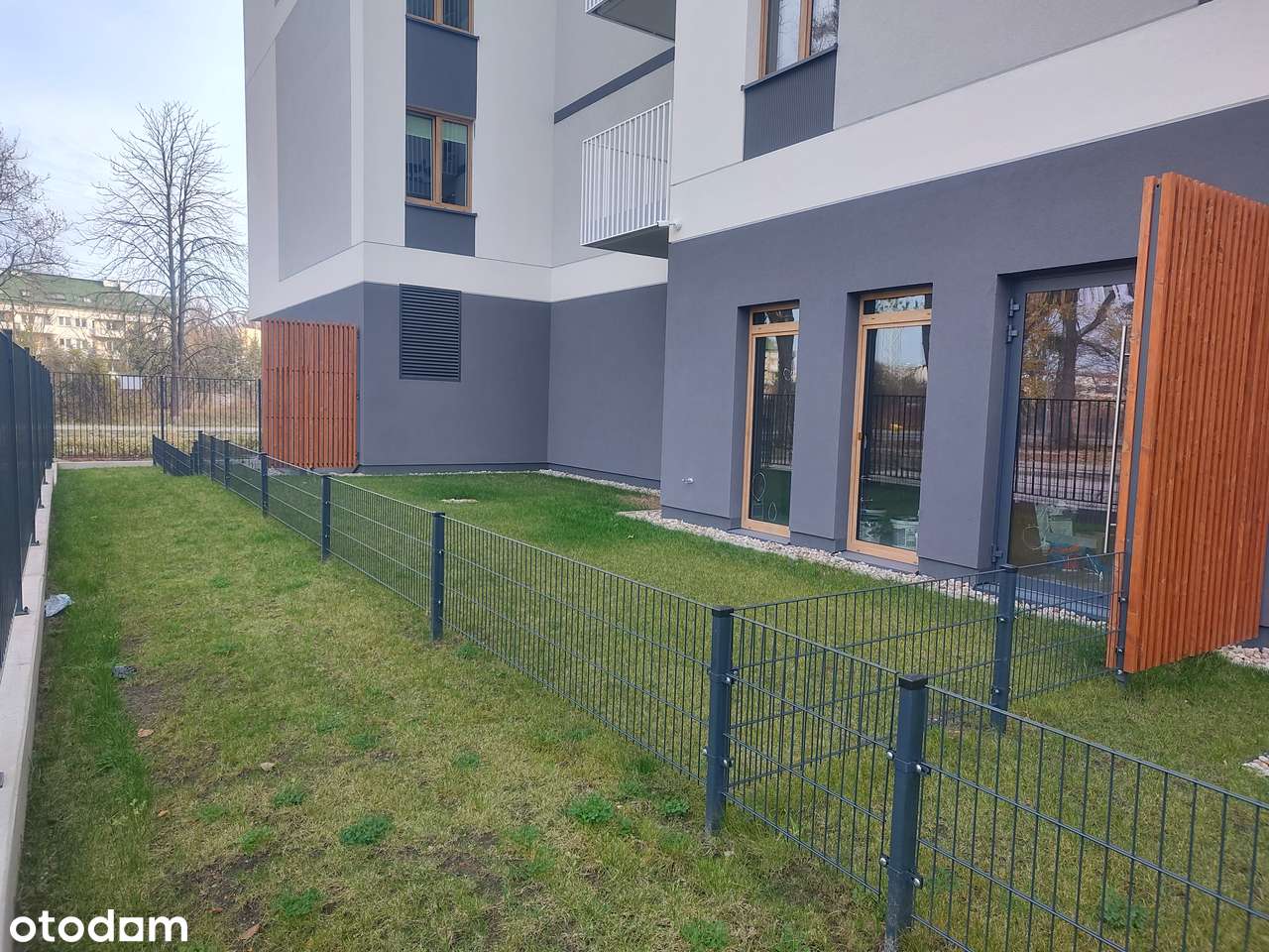 Lokal usługowy 120 m² z dużym ogródkiem –  Warszawa ul. Instalatorów 9-8