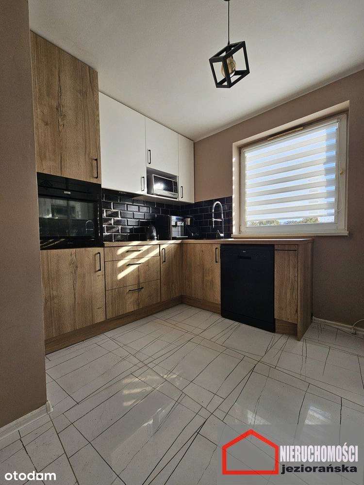 2 pokoje z balkonem i piwnicą - niski blok.-8