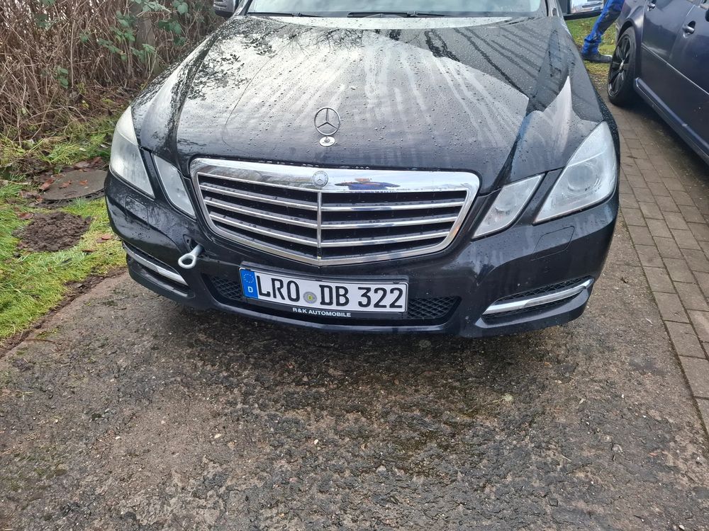 Mercedes-Benz E W212/W207 220 CDI Automatik Avantgarde DPF 2011