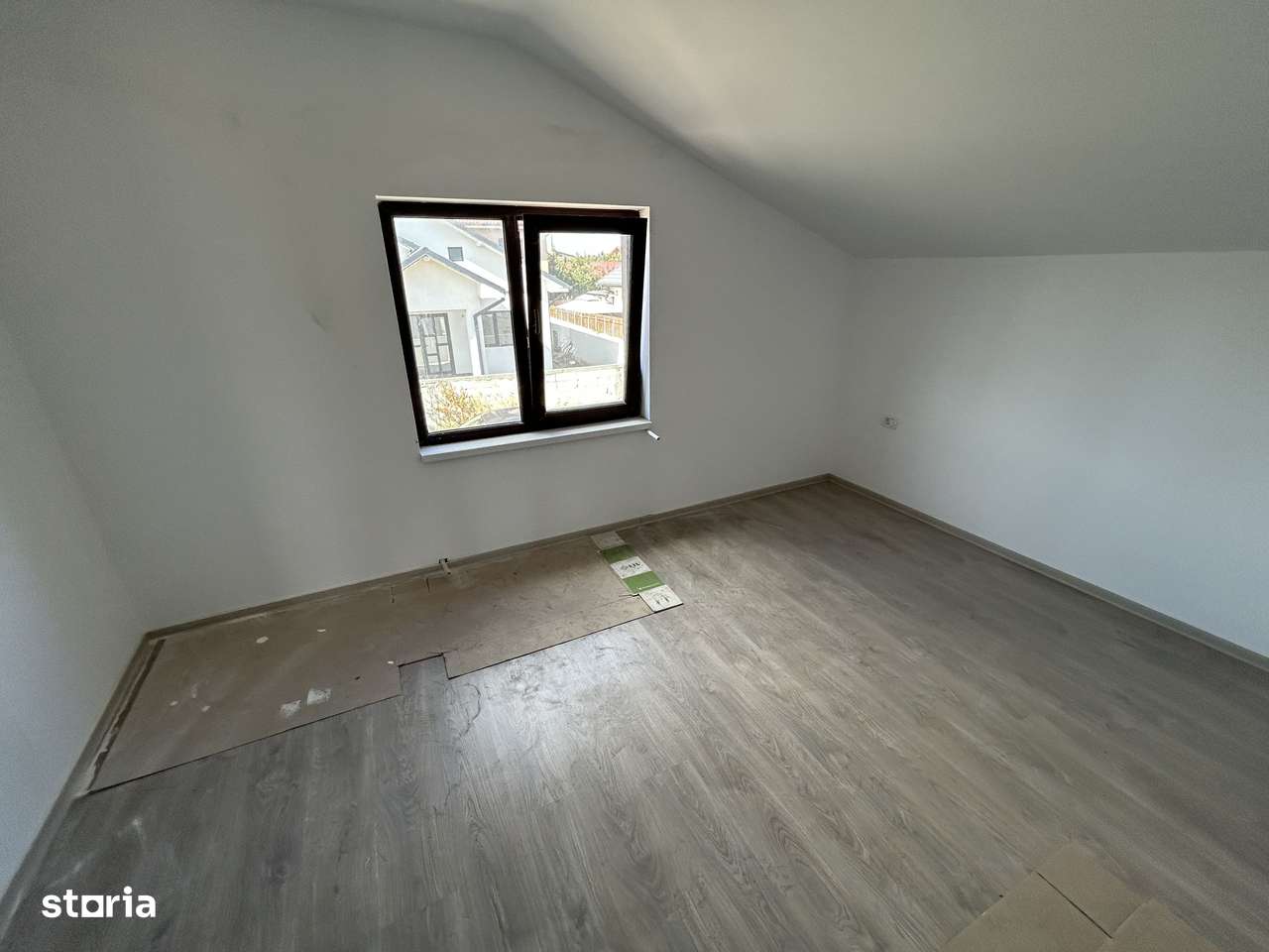 Casa 4 camere Navodari Sud - Imagine principală: 4/11