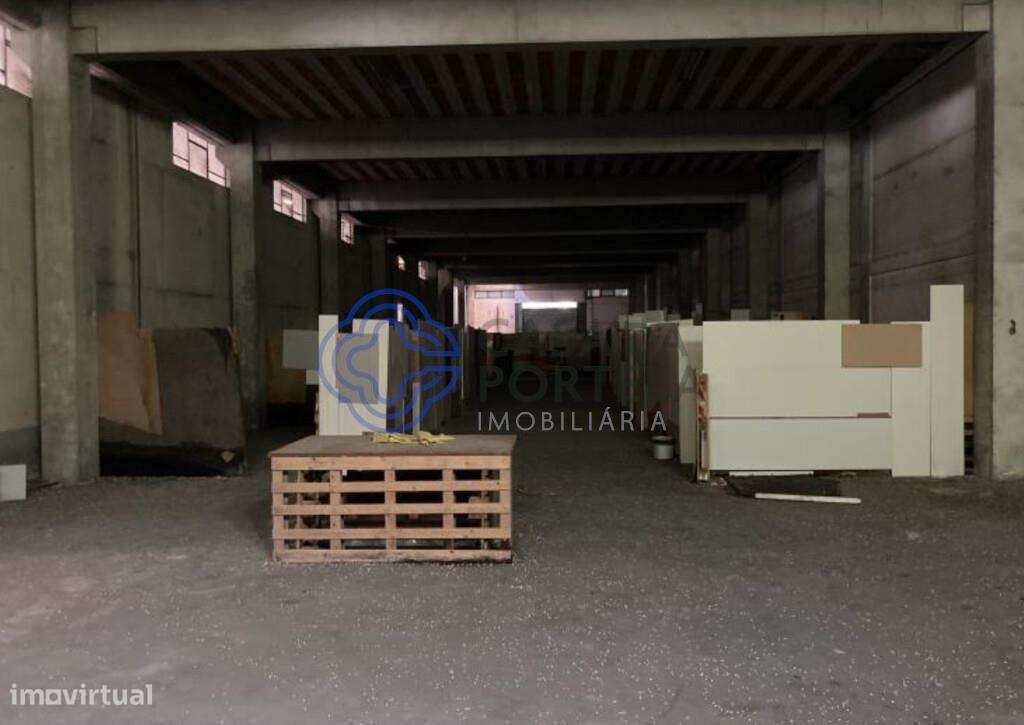 Conjunto de 3 Armazéns em Belas -Sintra-14