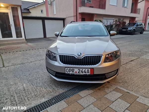 Skoda Octavia 2.0 TDI AMBITION DSG - 9