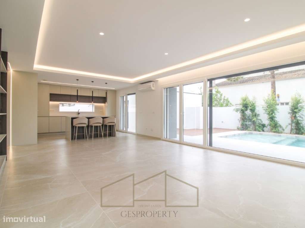 Moradia Isolada T3 com piscina pronta a escriturar na Aroeira-15