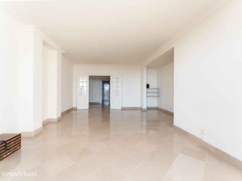 Apartamento T4 sem móveis na Gandarinha em Cascais, inserido em con... - Grande imagem: 1/21