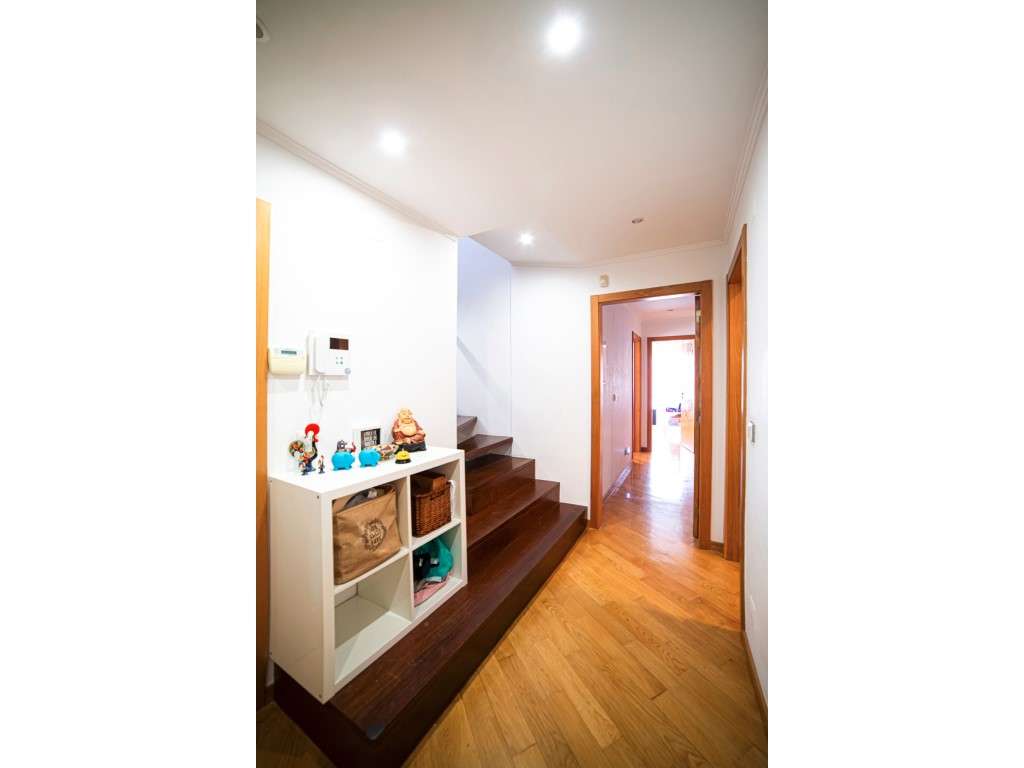 T2+1 Duplex - Urbanização da Atalaia-9