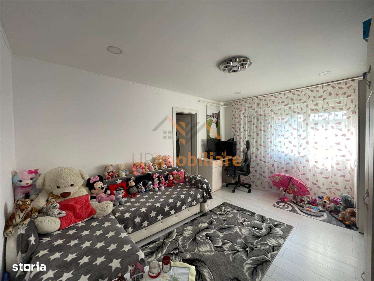 APARTAMENT 3 CAMERE | TIP T | VELENTA | ORADEA - Imagine principală: 4/15