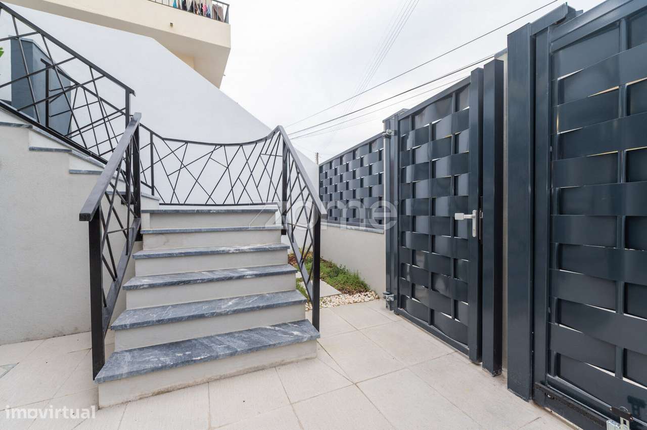 Moradia individual T3 na Amoreira (Cascais) - Grande imagem: 3/60