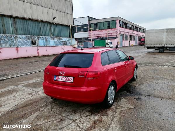 Audi A3 Sportback 1.9 TDI Attraction - 3