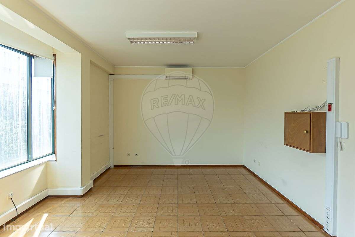 Escritório  para arrendamento - Grande imagem: 5/9